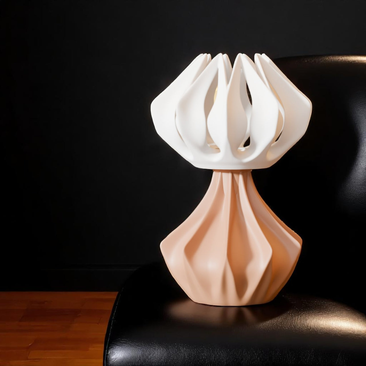 Floraxa Space Age Lamp