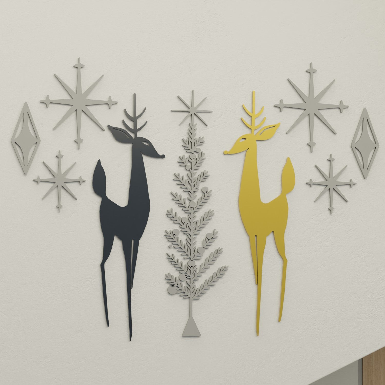 Holiday Retro Deer & Tree Diamond Starburst Wall Decor