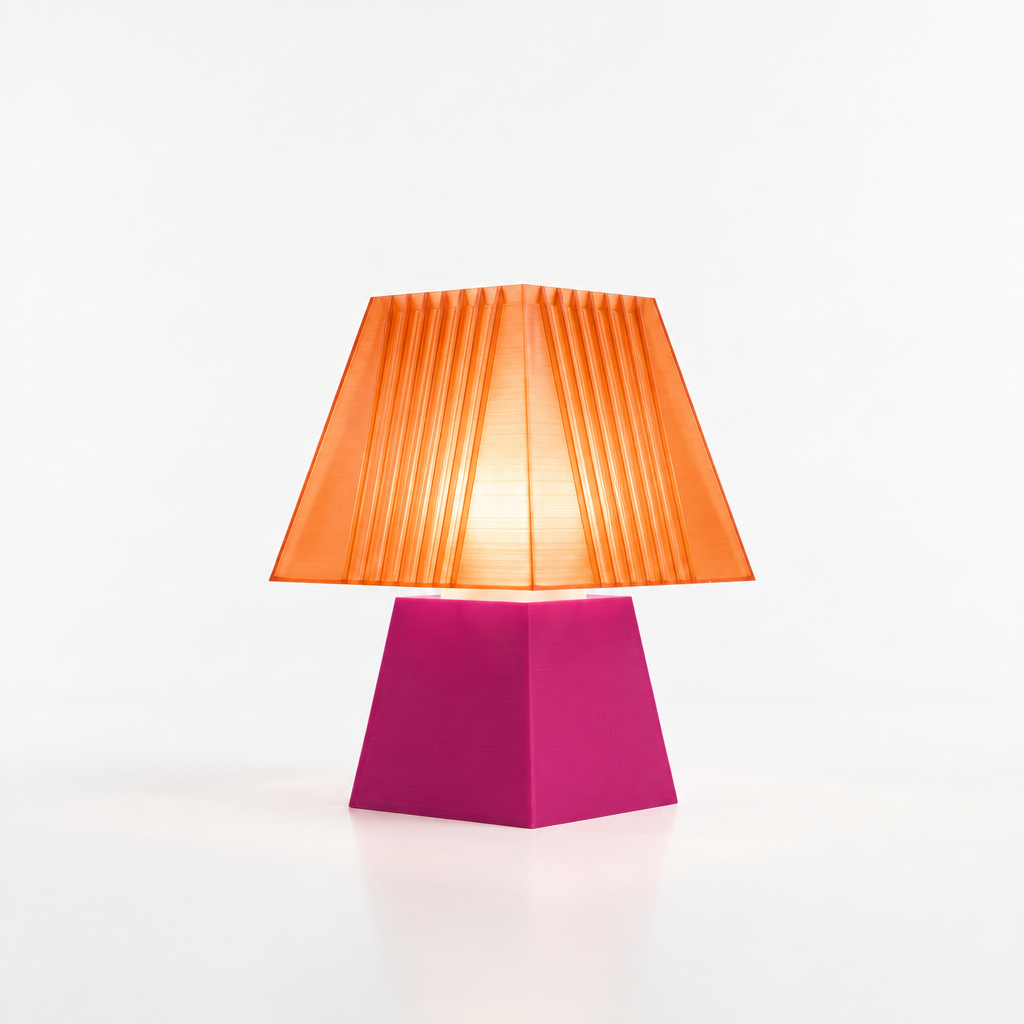 Soloarique mini table lamp with Magenta base and Supernova Orange shade