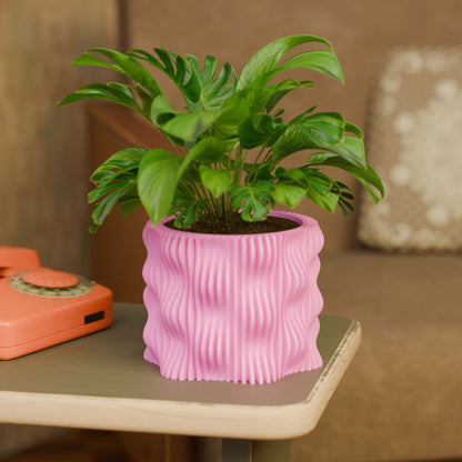 Joxel Space Age Retro Wavy Planter
