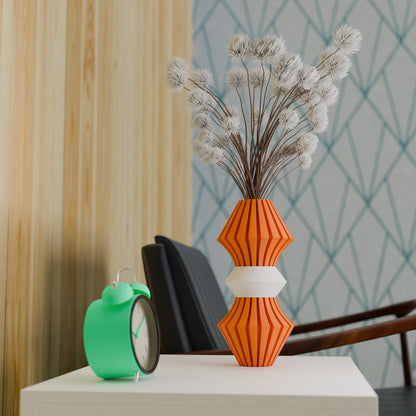 Retro Space Age Kairo Minimalist Vase