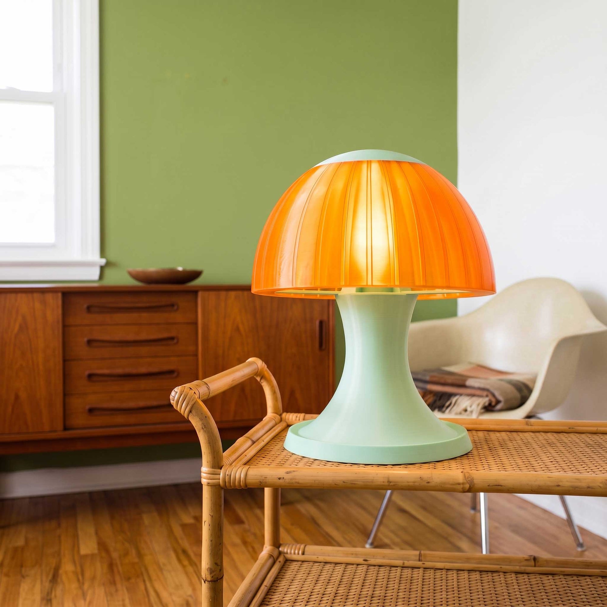 The Morella Mushroom Lamp