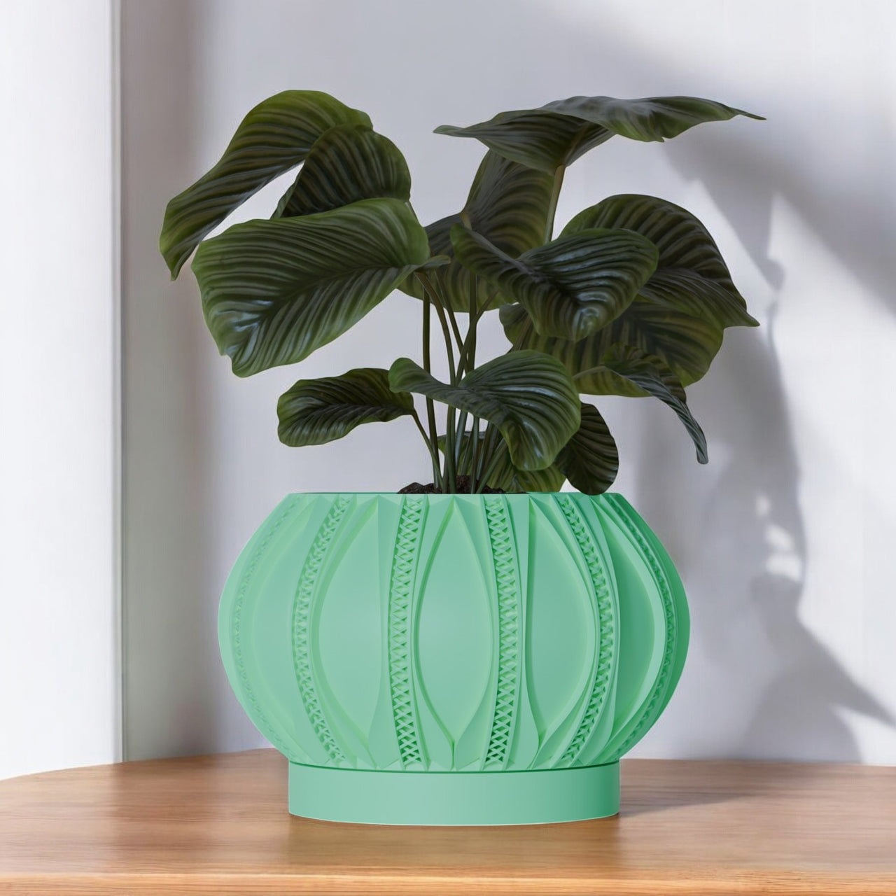 The Mylo Vintage Style Mid Century Planter