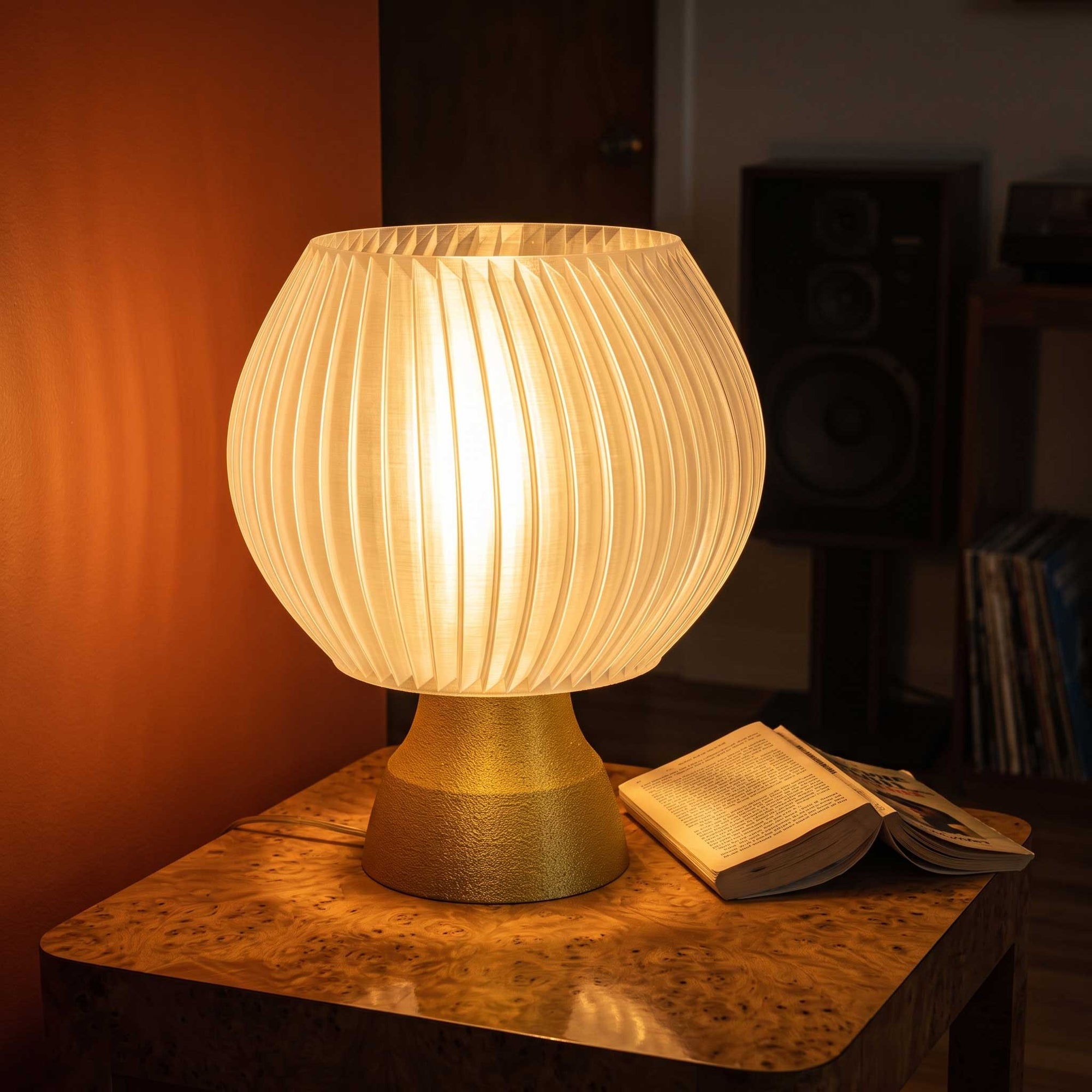 The Pompalo Fluted Retro Table Lamp