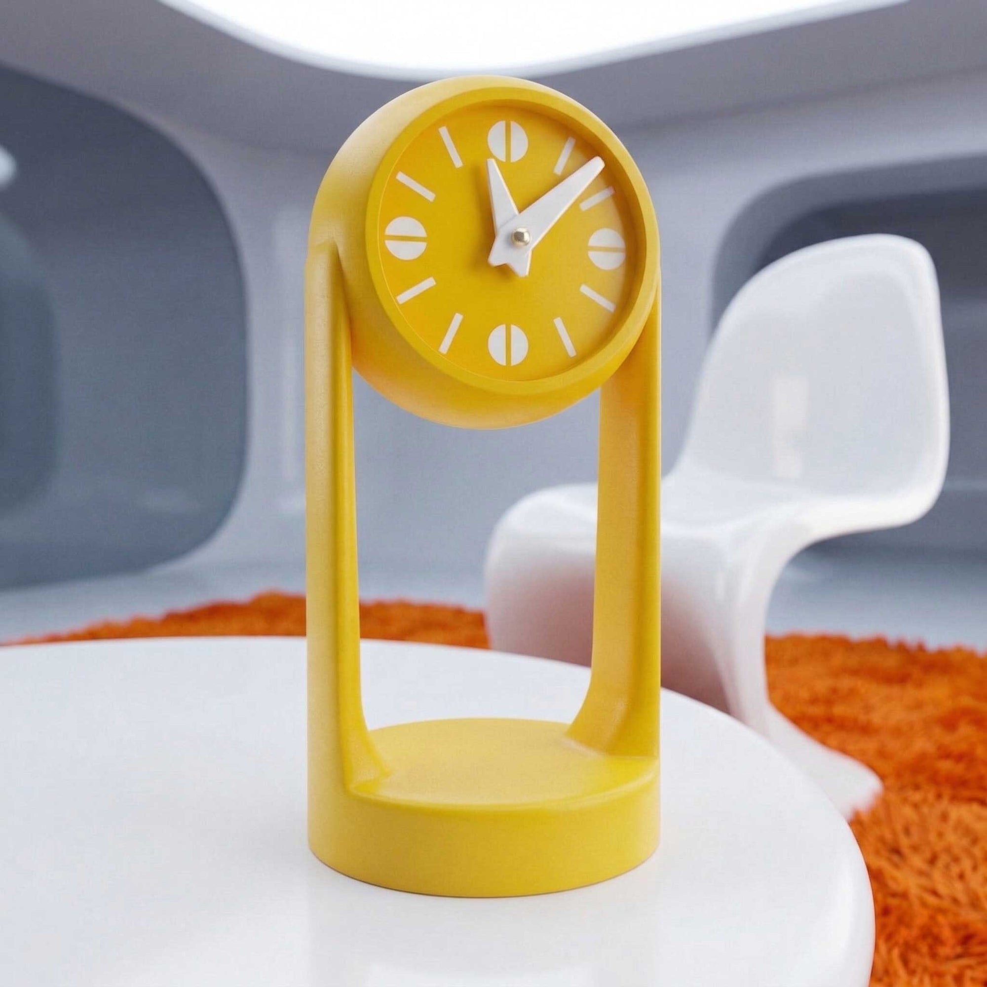 The Sphera Round Retro Style 70s Clock