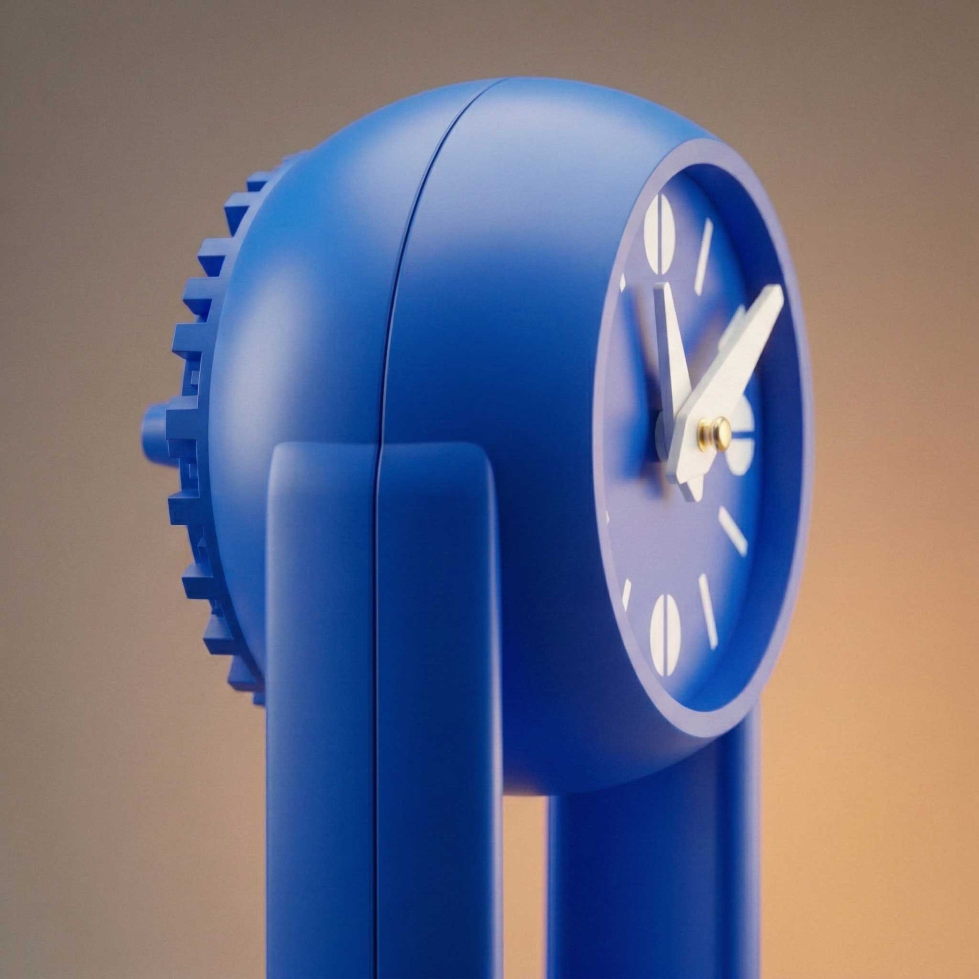 The Sphera Round Retro Style 70s Clock