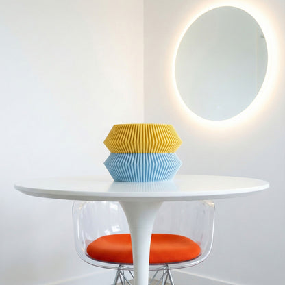 Winshire Space Age Planter