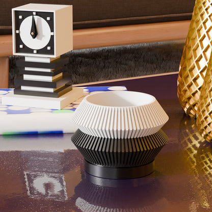 Winshire Space Age Planter